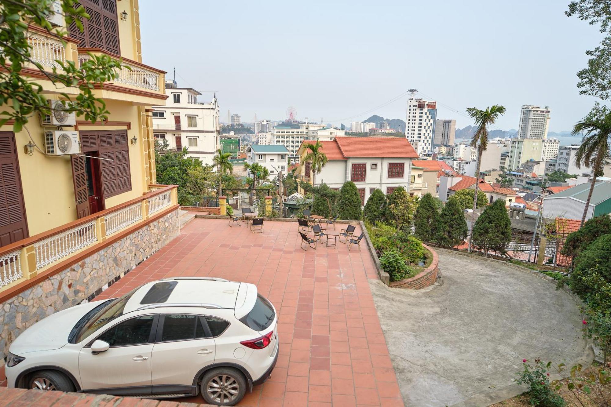 Kim'S Family Hotel Hạ Long Extérieur photo